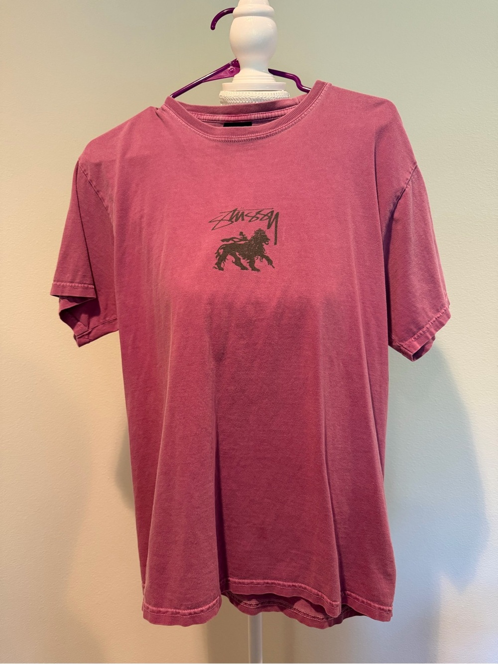 Stussy Short Sleeve Crewneck Tee in Dusty Rose with Black Graphic - Unisex